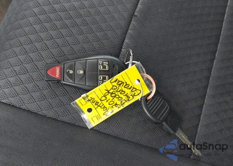 2010 Dodge Grand Caravan Sxt из США, поврежденный, VIN 2D4RN5D13AR251193